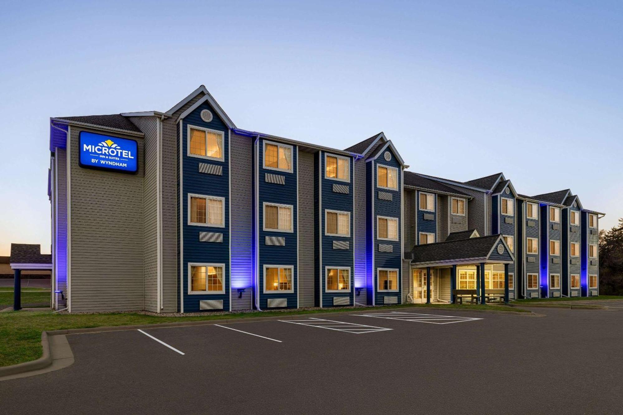 Microtel Inn & Suites By Wyndham New Ulm Exterior foto